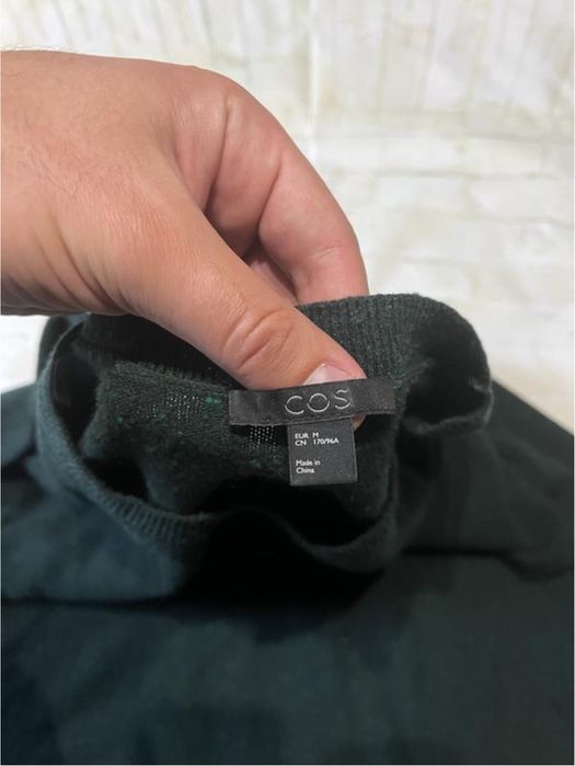 Светер COS шерстяний