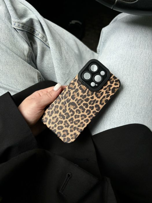 Леопардовий чохол на Iphone айфон 15