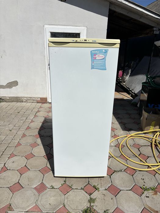 Продам морозілку б/у в хорошому стані робоча