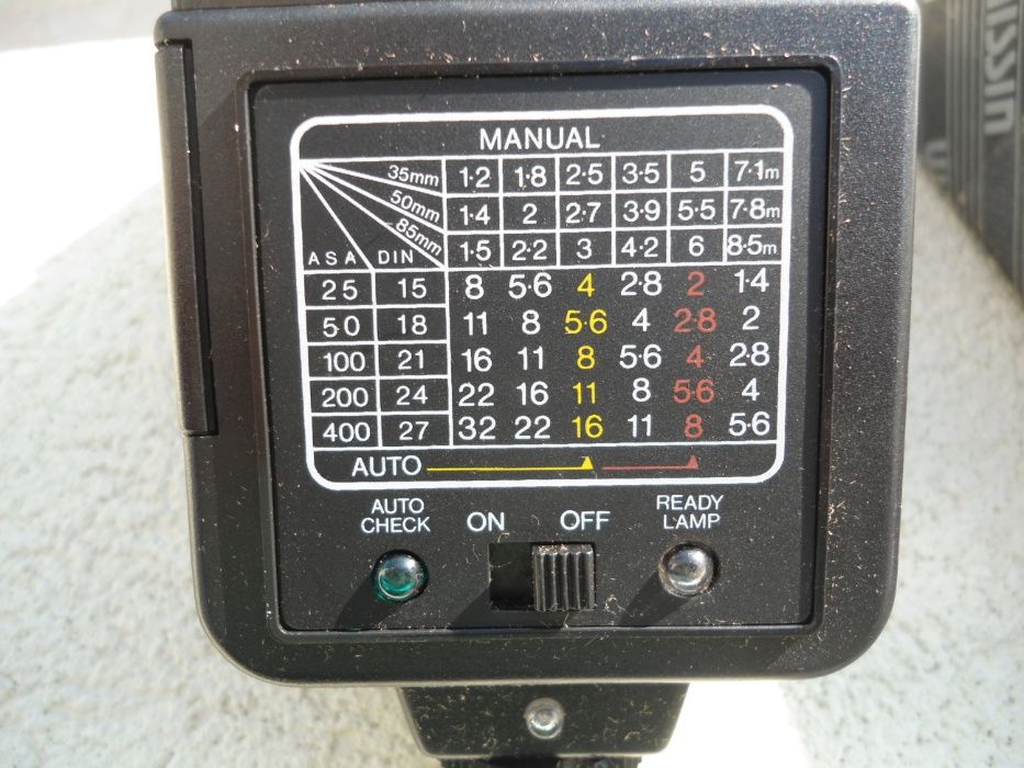 Flash Nissin 220 AZ Para maquinas fotográficas
