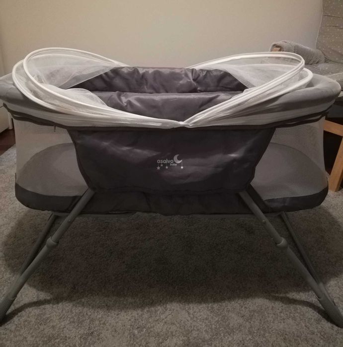 Berço dobrável com colchão. Excelente estado