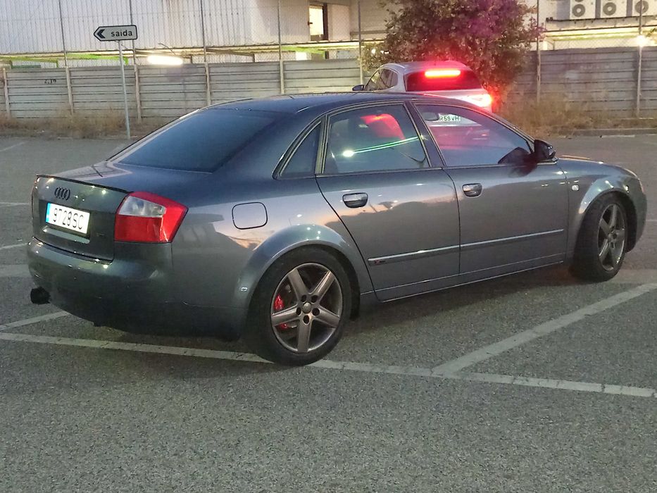 Audi a4 s line muitto estimado, económico GPL de garagem