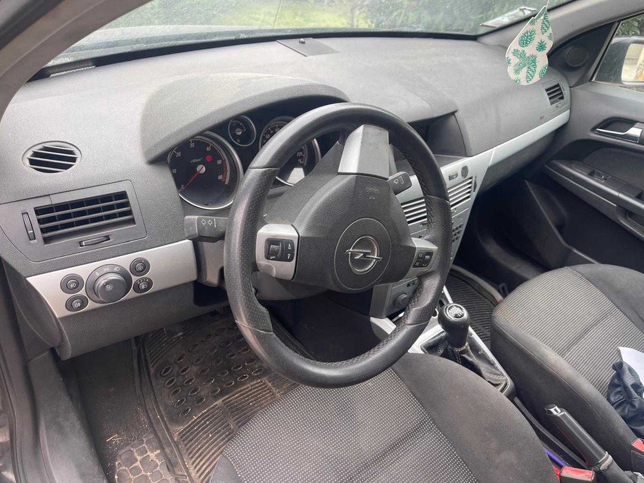 Opel Astra Caravan 1.3CDTI  - Avariada-Melhor oferta — photo 4