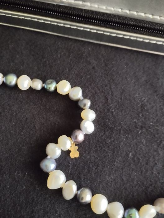 Conjunto de colar e pulseira da Tous