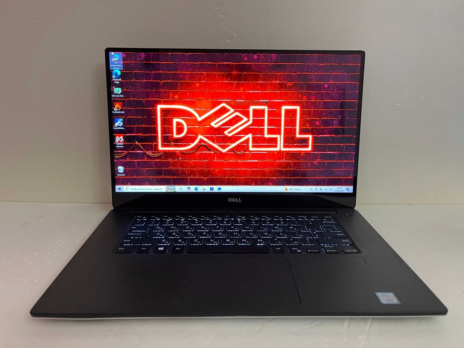 Игровой DELL XPS 9560 / Core i7 7700HQ / 16 RAM/ GTX 1050 (4 ГБ) + 4"К СЕНСОР Экран!