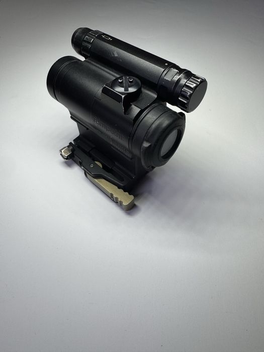 Коліматорний приціл Aimpoint Micro T-2