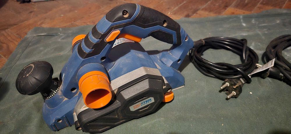 Kit de ferramentas, maleta de ferramentas e conjunto de grampos
