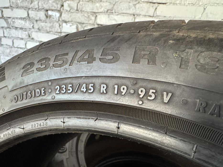 Літні шини Continental 235/45 R19 резина RunFlat