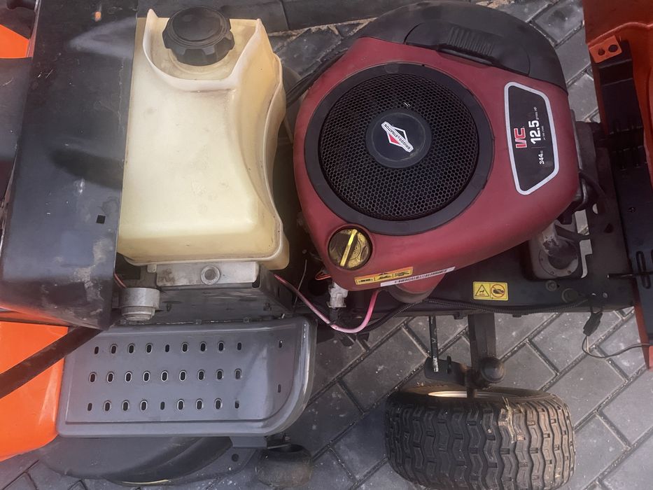 Kosiarka traktorek Husqvarna CT131 12,5 km