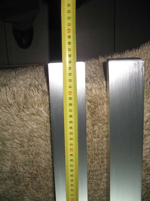 Iluminação em inox e vidro fosco