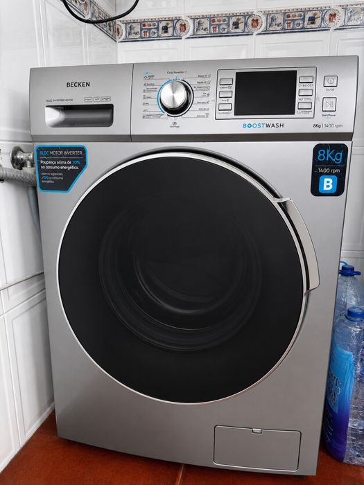 Máquina de Lavar Roupa BECKEN Boostwash 8kg