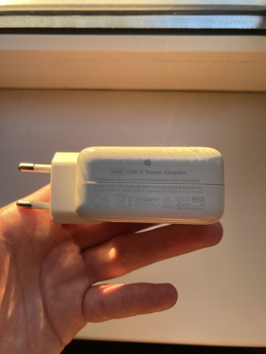 Зарядный блок Apple 30W