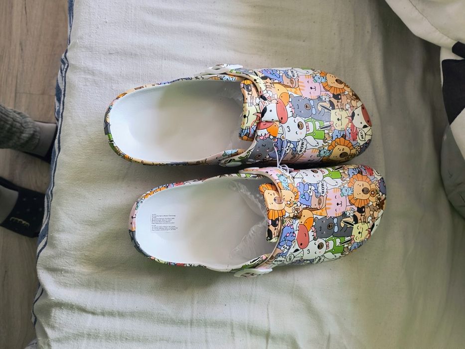 Klapki chodaki mule piankowe 41 kreskówka