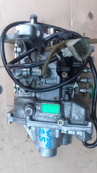Mercedes W202 W124 pompa wtryskowa BOSCH 2.5td
