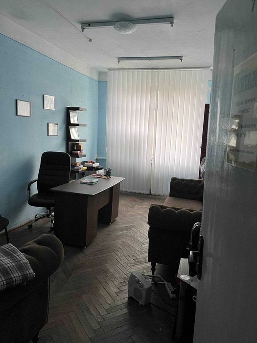 Продам приміщення 210 м.кв. центр м. Володимир