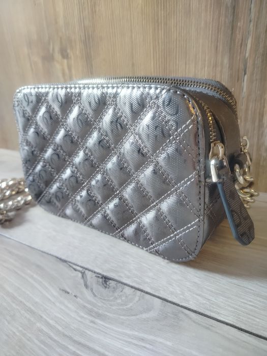 Torebka na ramię Guess Noelle Crossbody