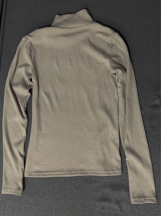 водолазка, одевалась пару раз.