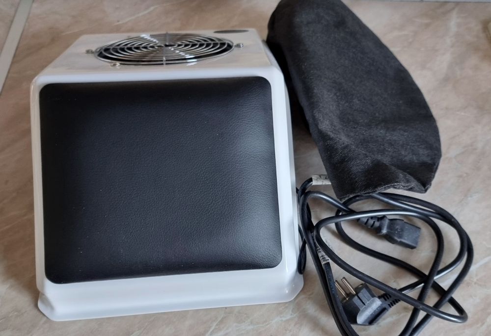 Вытяжка для маникюра