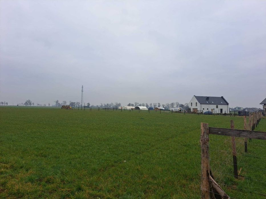 Działka Budowlana z warunkami zabudowy uzbrojone