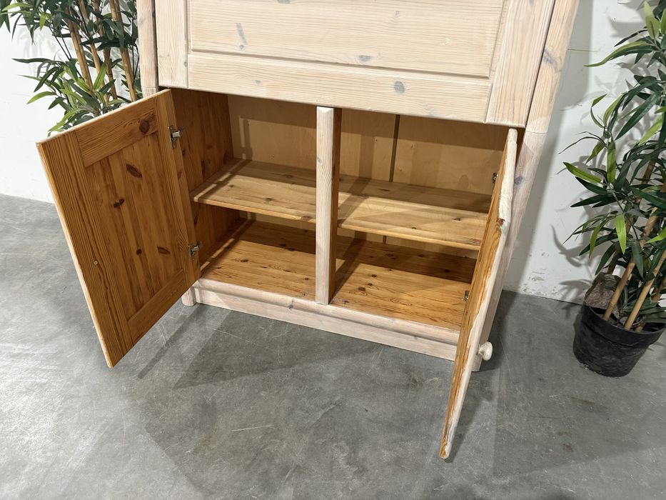 Fajny sosnowy sekretarzyk masyw bielony komoda super stan dowóz wysyłk