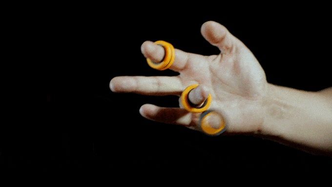 Fidget magnetic rings