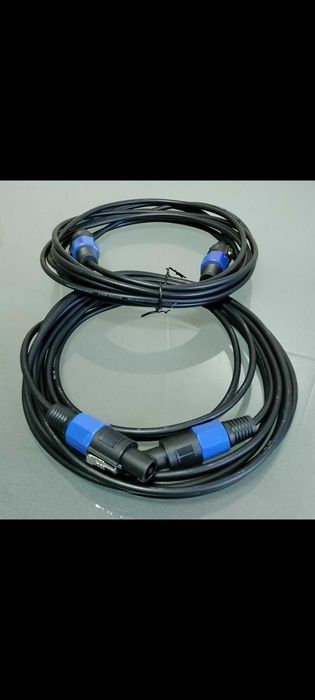 Sistema som triflex HK Power Works amplificado.