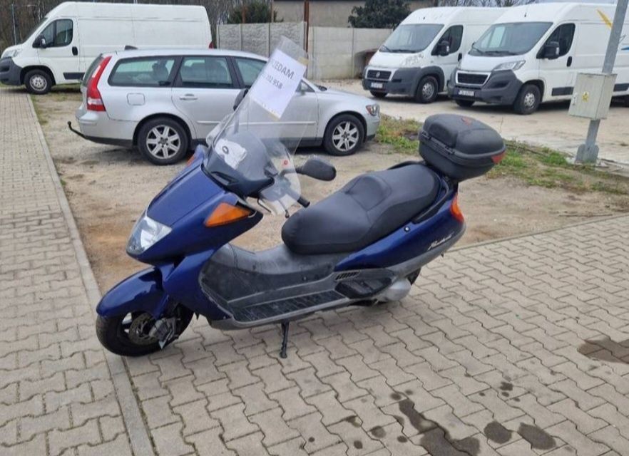 Cały Skuter Honda 125  na części
