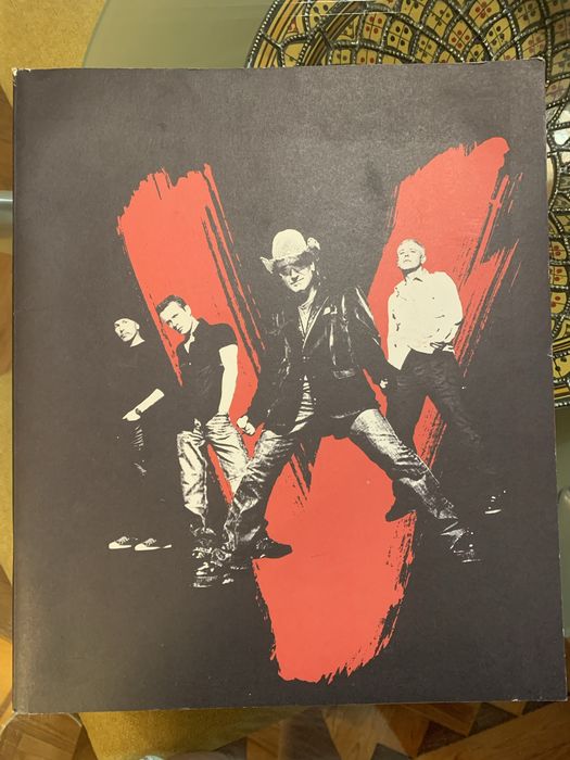 Programa U2 Vertigo Europe Tour 2005