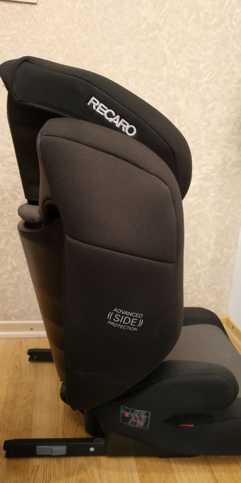Автокрісло RECARO Monza Nova EVO Seatfix
