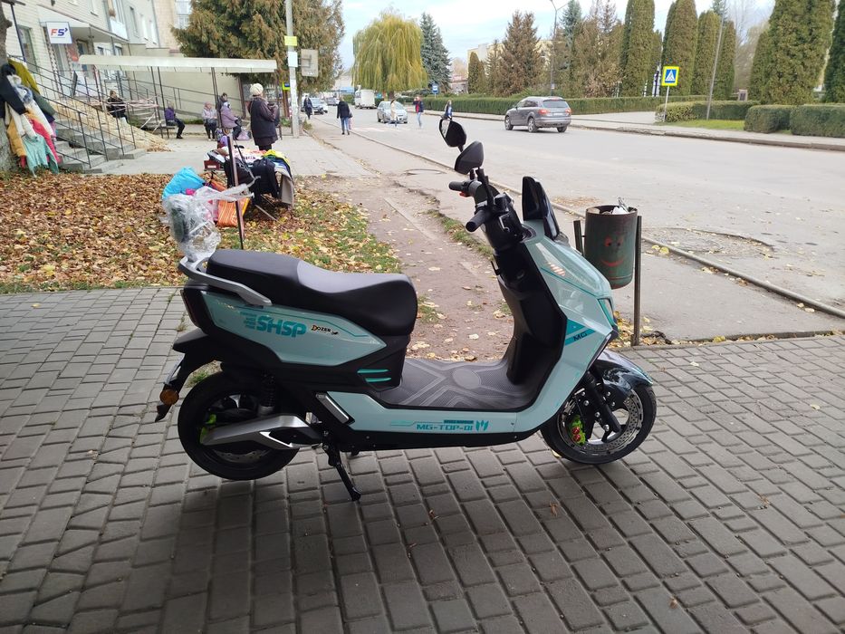 Продається електроскутер 35 тисяч гривень