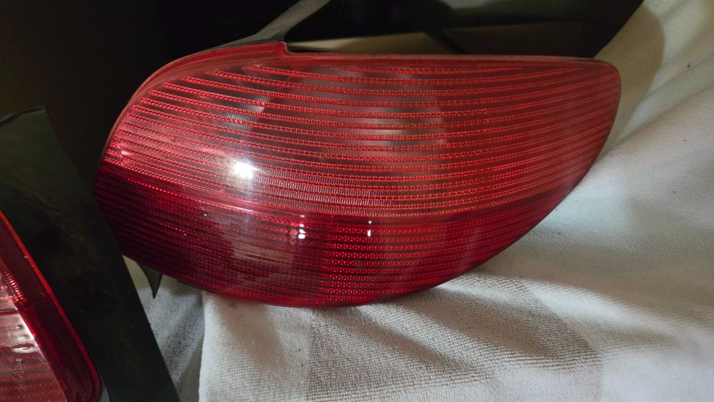 Farolim ópticas traseiras para Peugeot 206 (Vermelhas) original