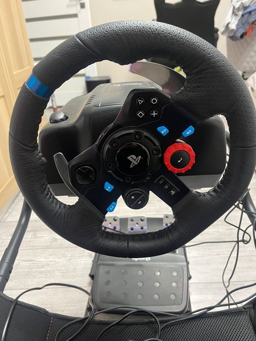 Logitech G29 Driving Force + Shifter + fotel MOZOS SGS5 – stan idealny