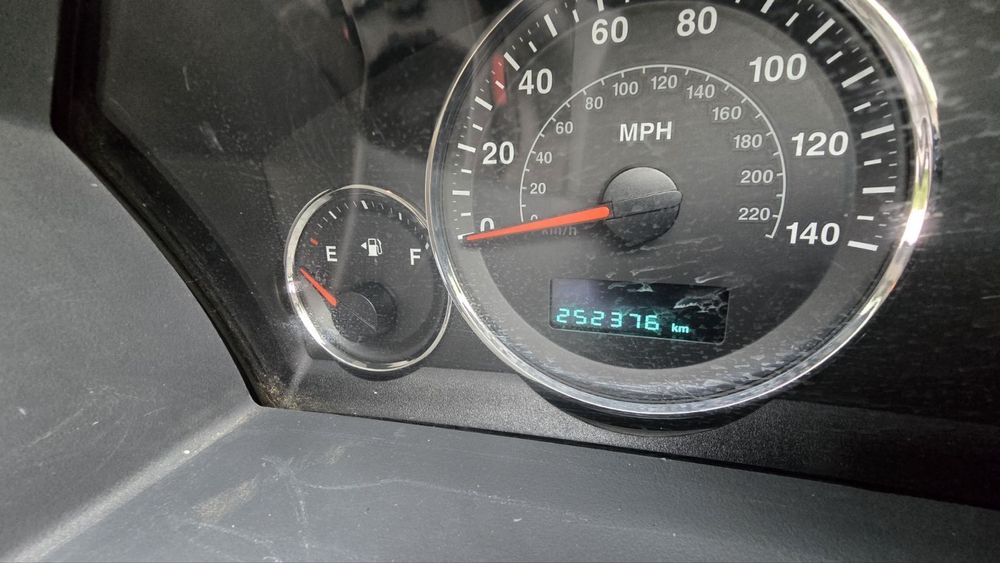 Шрот автозапчастини розбор Джип гранд черокі 2006р.3.0 диз.ом642