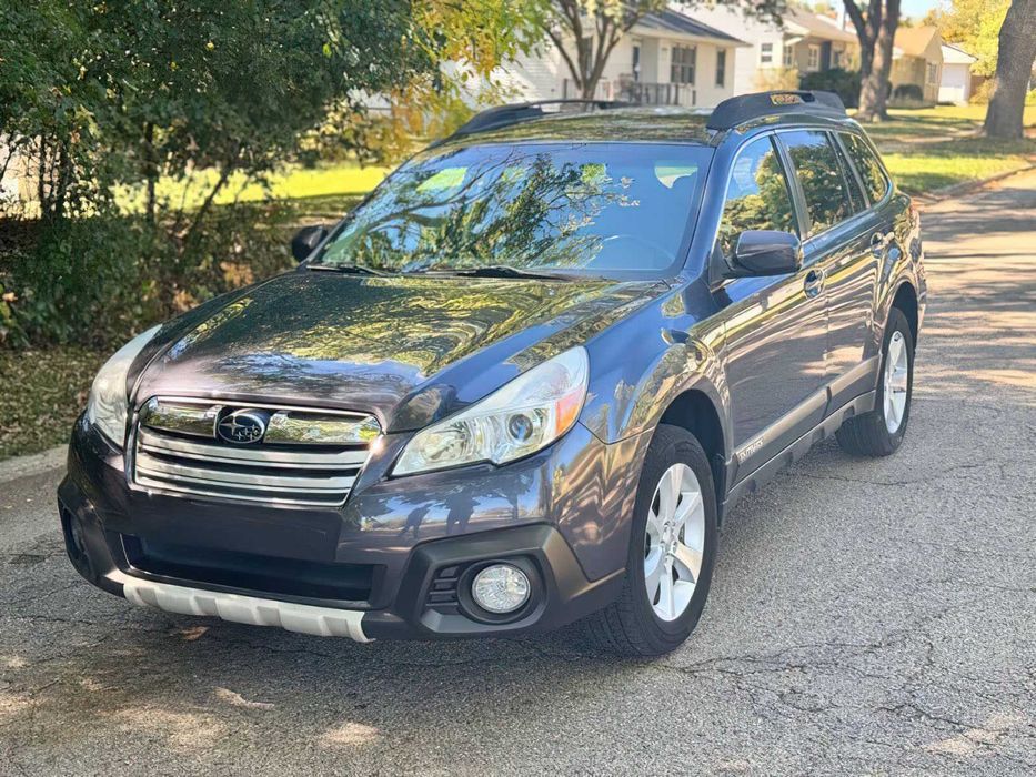 Subaru Outback Limited      2013