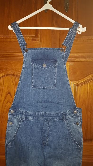 Jardineira/Macacão jeans feminino Benetton*