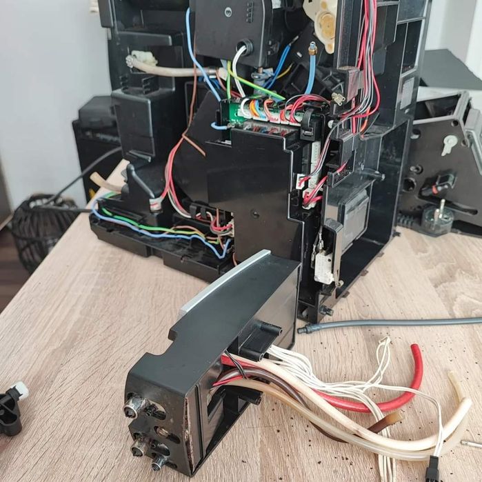 Naprawa lodówek zmywarka  piekarnik plonsk sierp 50 km  pralki chłodni