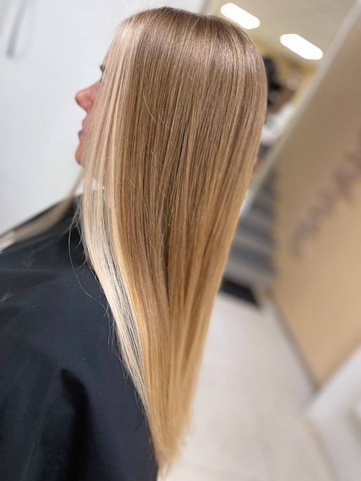 Стрижка ,Фарбування ,Кератин ,Ботокс ,Аір Тач ,Шатуш ,Балаяж