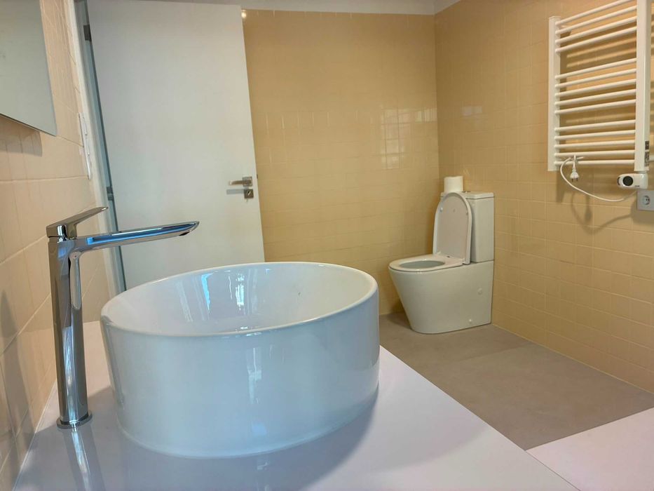 Arrendamento de apartamento T0 na Avenida Araújo Silva, 195, Penafiel