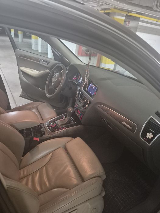 Audi q5 2011  2.0 d