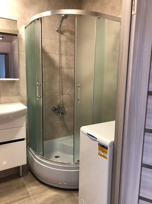 Здам подобово гарну 2-х кімнутну квартиру у Краматорську