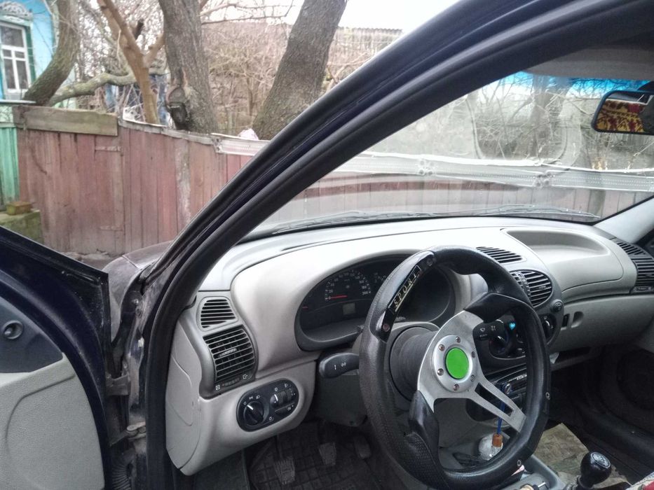 Продам ВАЗ 1119 Калина.