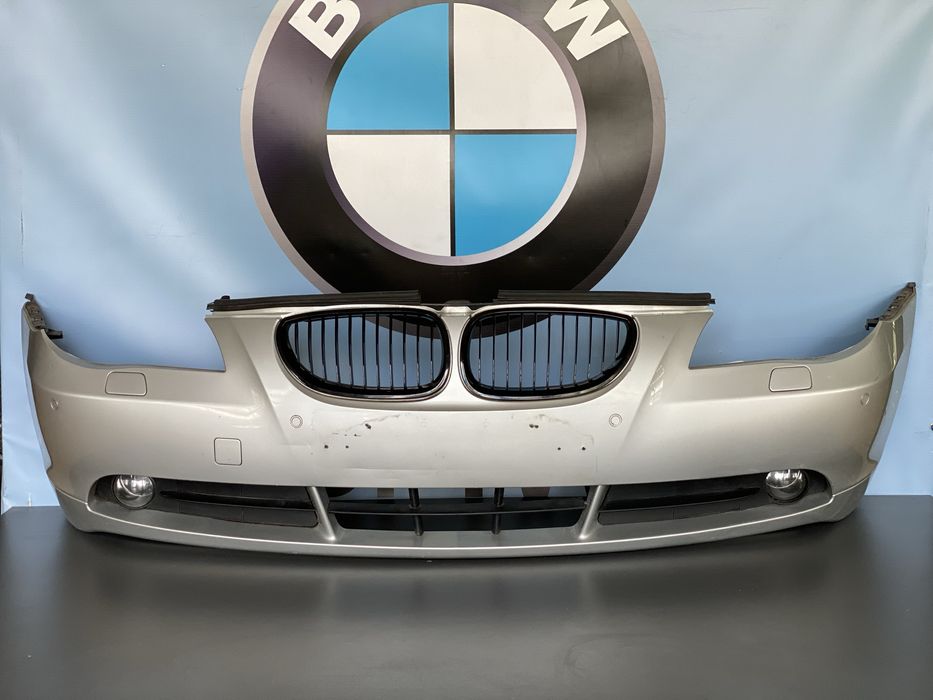 Передній бампер BMW E60 E61 Дорест 354 Titan Silver Сірий БМВ Е60 Е61