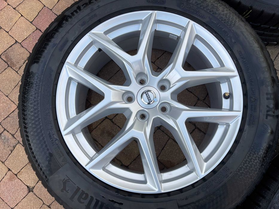 3947. Koła letnie Volvo V60 II Cross Country oryginał 5x108 215/55/18