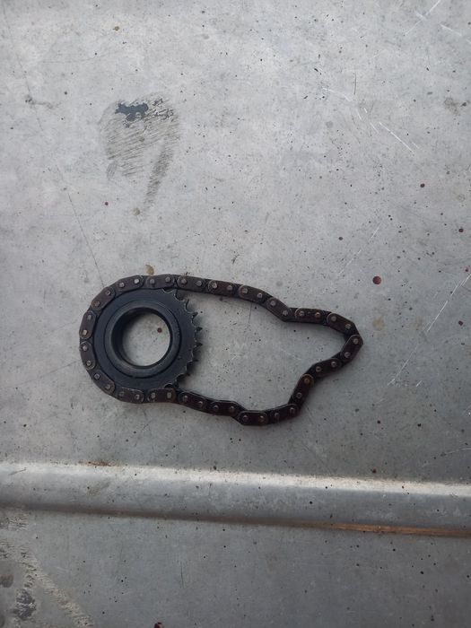 Продам масляный насос