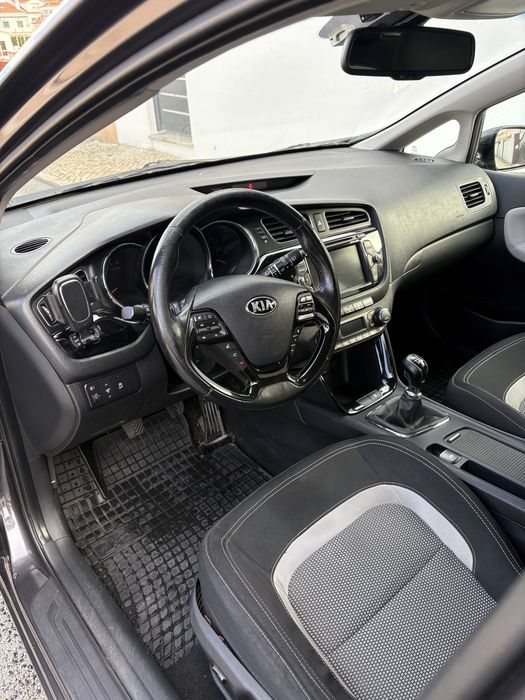 Kia Ceed SW 1.4 CRDi ECO 2012