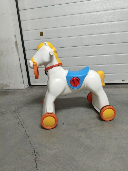 Cavalo (cavalinho) com baloiço Chico
