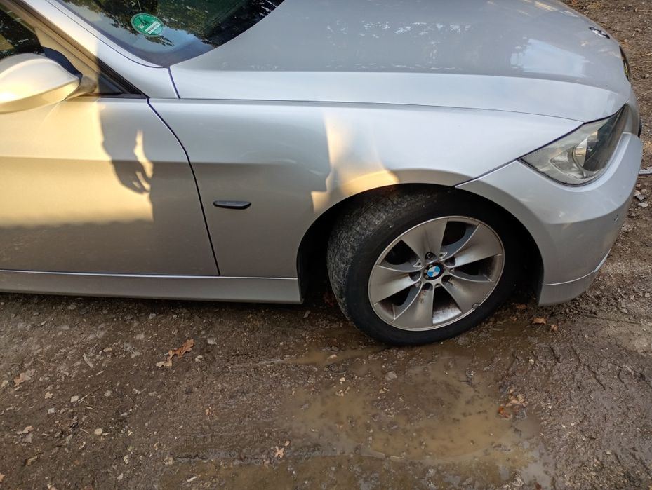 Błotnik BMW E90 E91