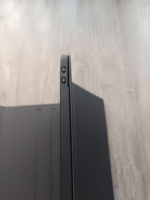 Capa com Teclado Bluetooth para iPad Air 10,9"