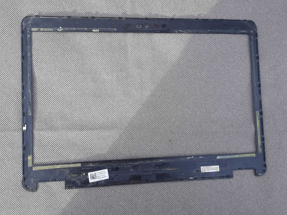 Рамка матрицы Dell E7440 c отв.под камеру