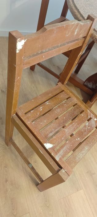 Conjunto mesa redonda tampo granito + 4 cadeiras